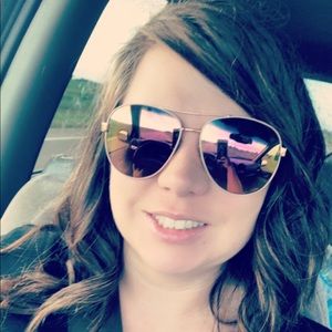 Meet your Posher, Sarah